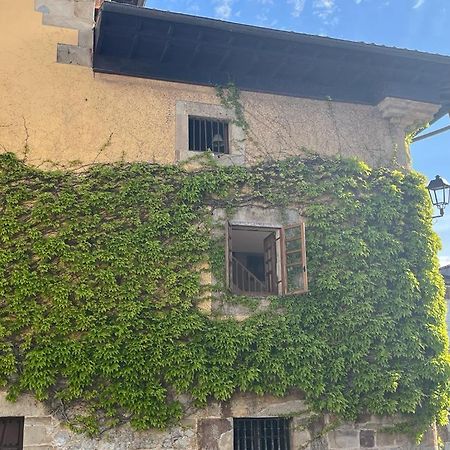 Apartamento Gaudi Comillas Kültér fotó